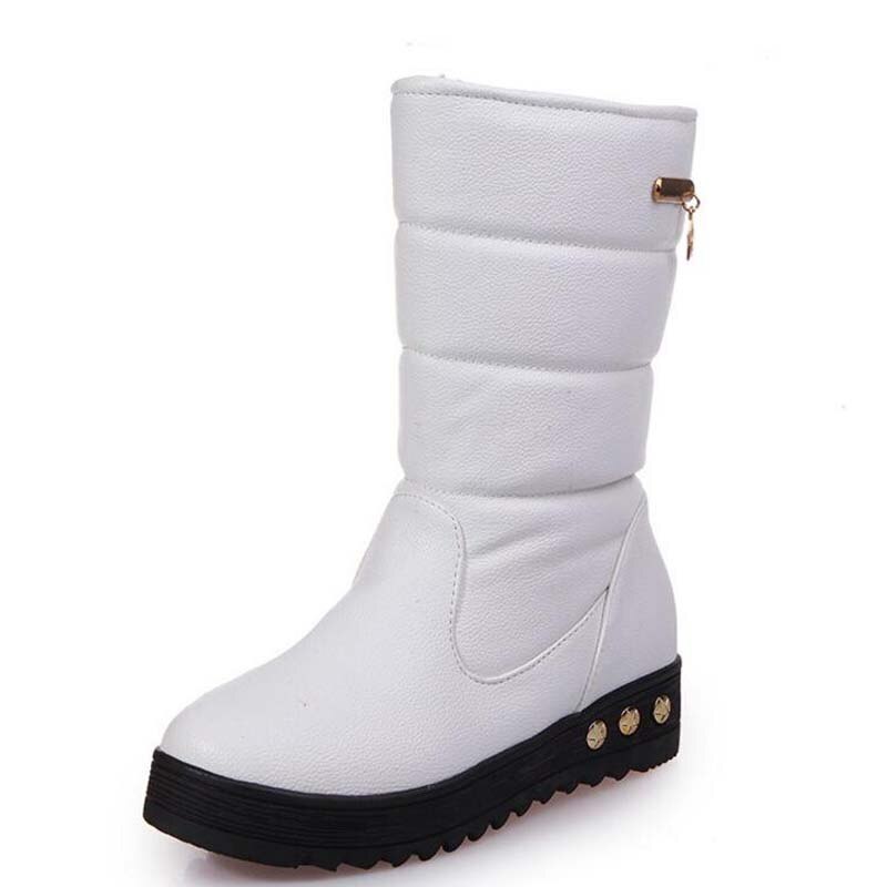 Plush padded snow boots